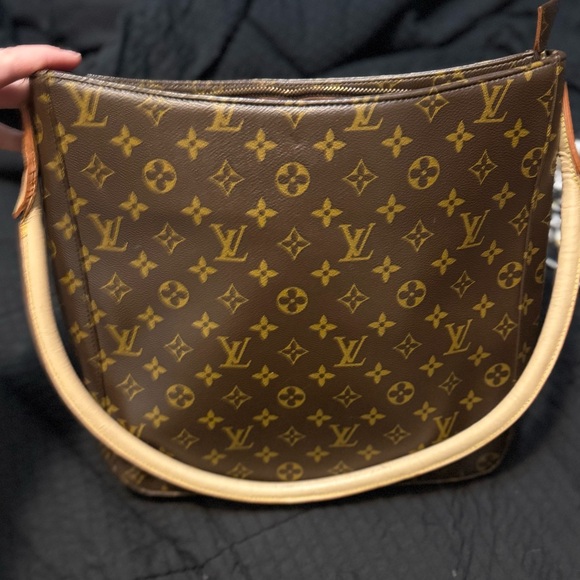 Large LV Purse - Picture 4 of 8